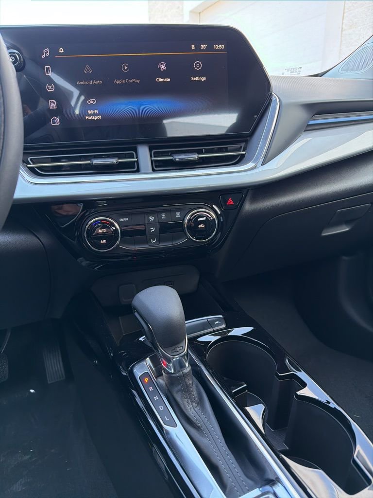 New 2026 Chevrolet Trax LT image 14