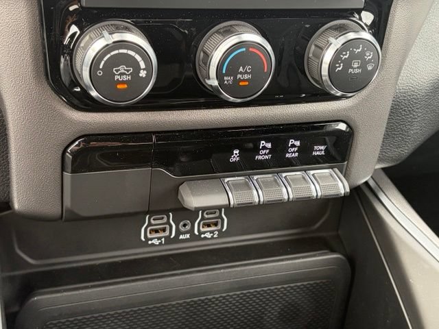 New 2026 RAM 1500 Express AWD/4WD image 22