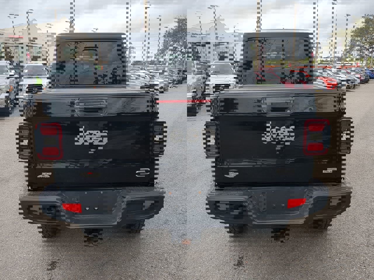 Used 2020 Jeep Gladiator Overland image 6