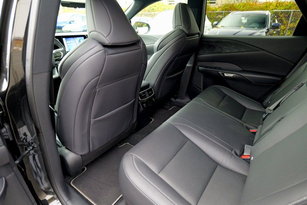 Used 2023 Lexus RX 350 F Sport image 27