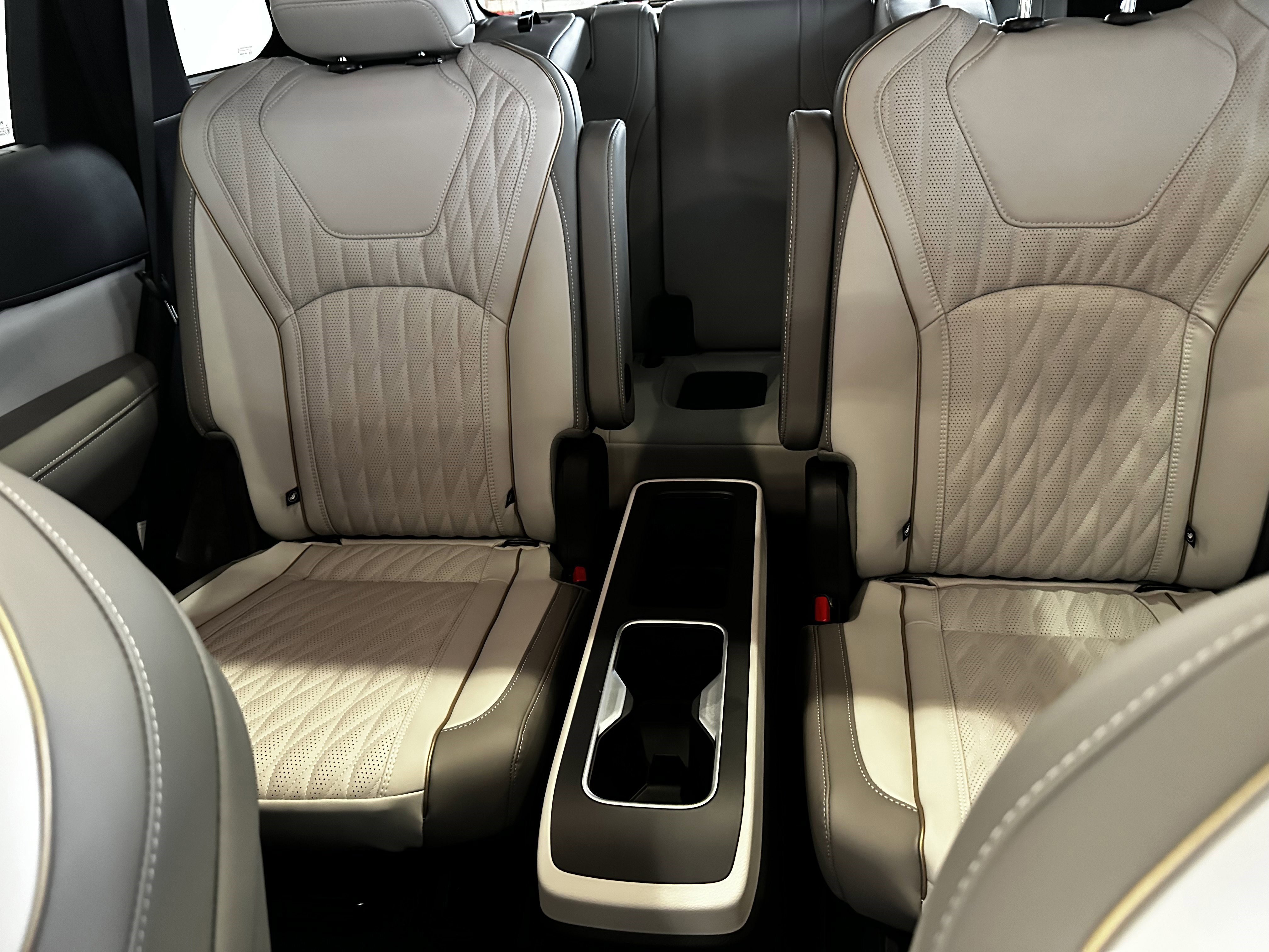 New 2026 INFINITI QX60 Autograph w/ Autograph Tech Package image 10