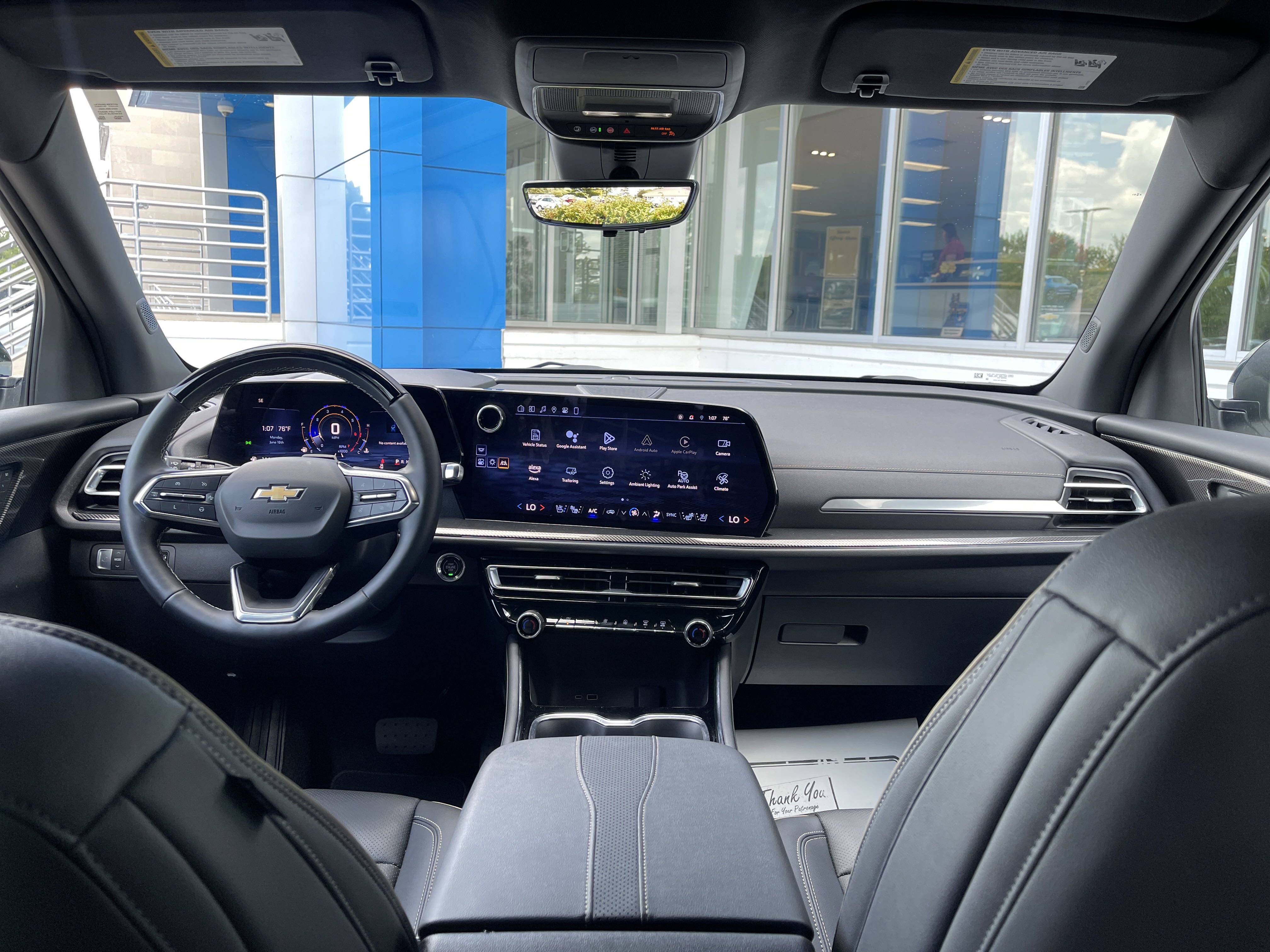 Used 2024 Chevrolet Traverse RS image 29