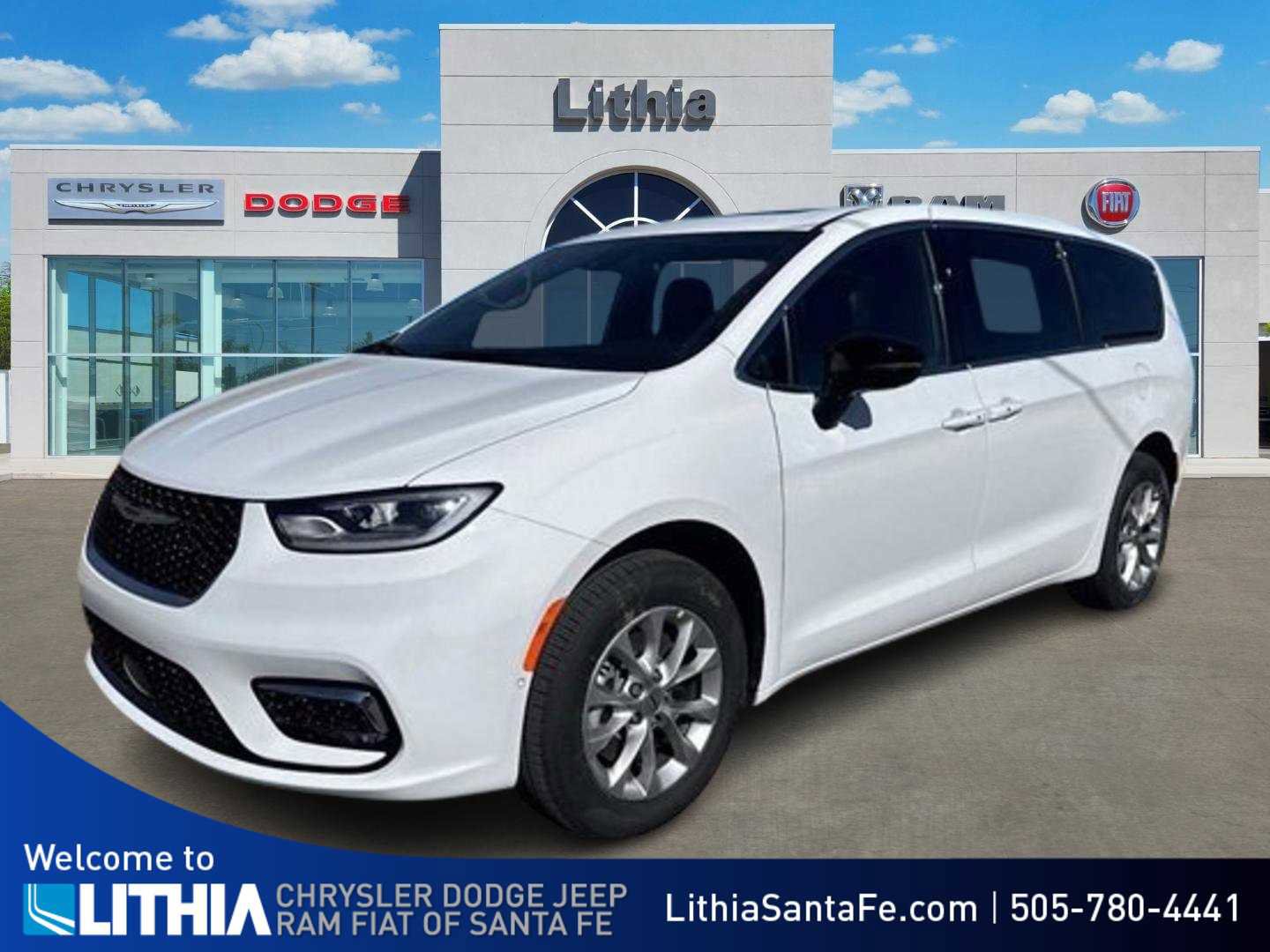 New 2025 Chrysler Pacifica Select w/ Uconnect Theater Family Group