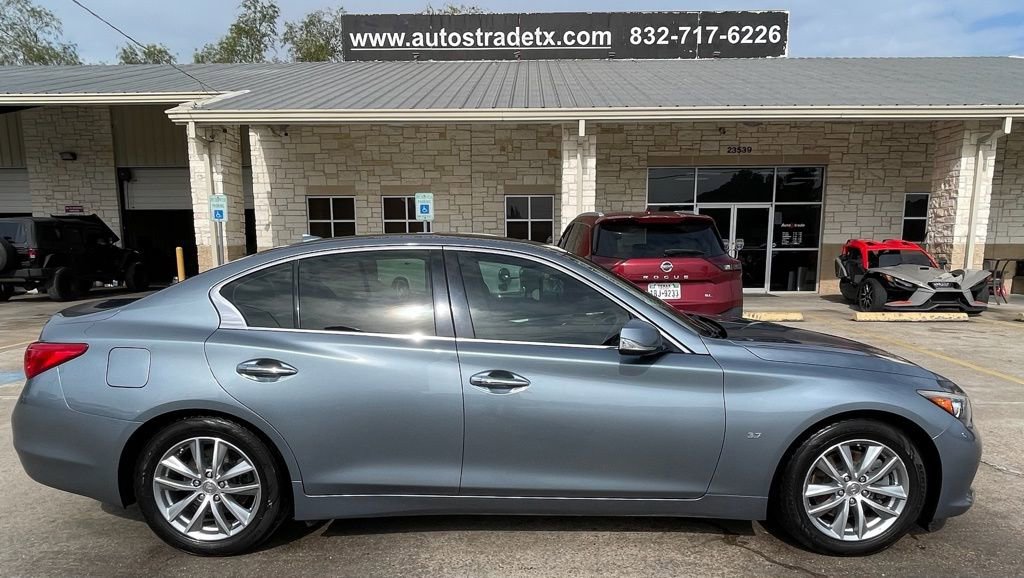 Used 2015 INFINITI Q50 Premium w/ Navigation Package RWD image 7