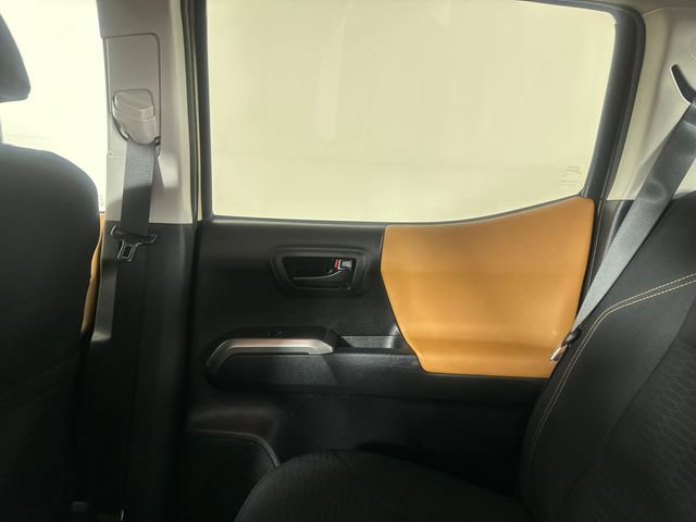 Used 2018 Toyota Tacoma SR5 image 14