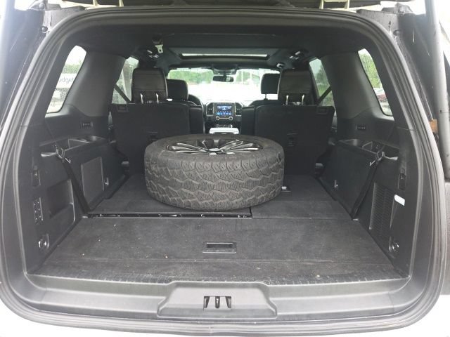 Used 2020 Ford Expedition Limited w/ Equipment Group 301A AWD/4WD image 11
