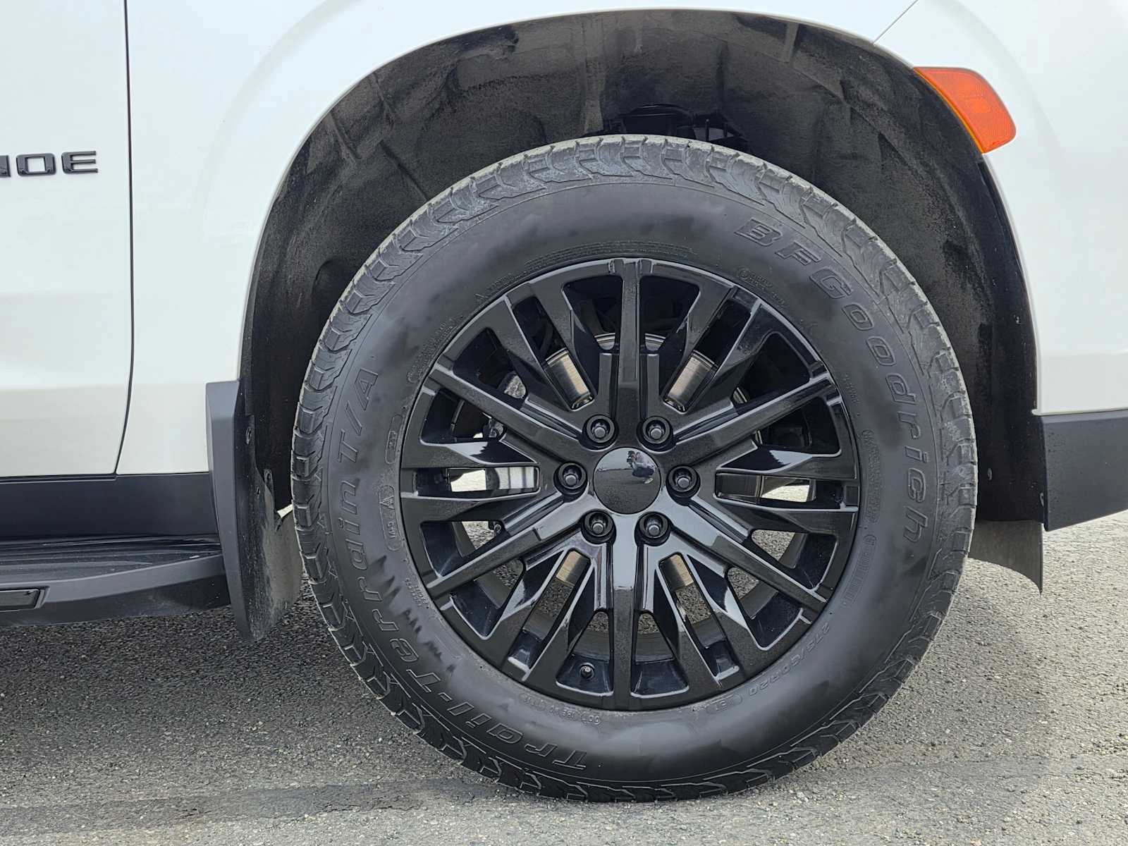 Used 2024 Chevrolet Tahoe RST w/ Luxury Package AWD/4WD image 9