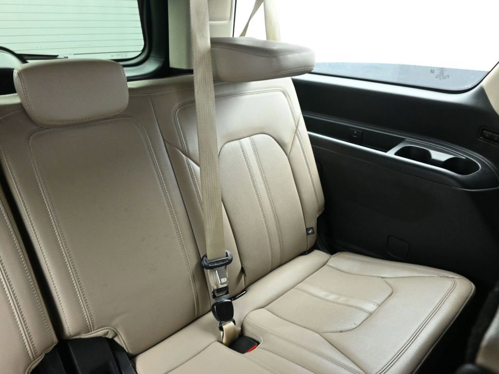 Used 2024 Ford Expedition Max Limited image 13