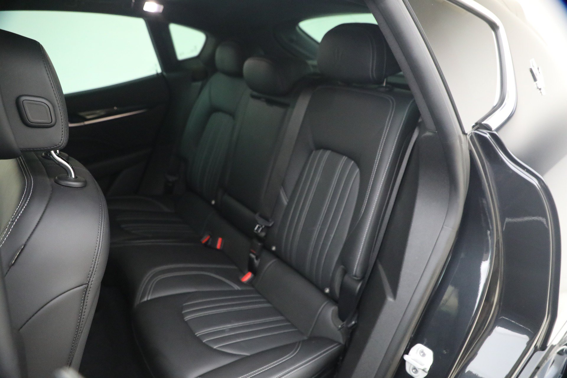 Certified 2023 Maserati Levante GT AWD/4WD image 23