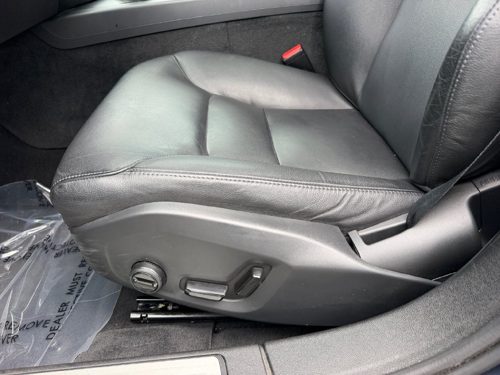 Used 2020 Volvo S60 T6 Momentum AWD/4WD image 17