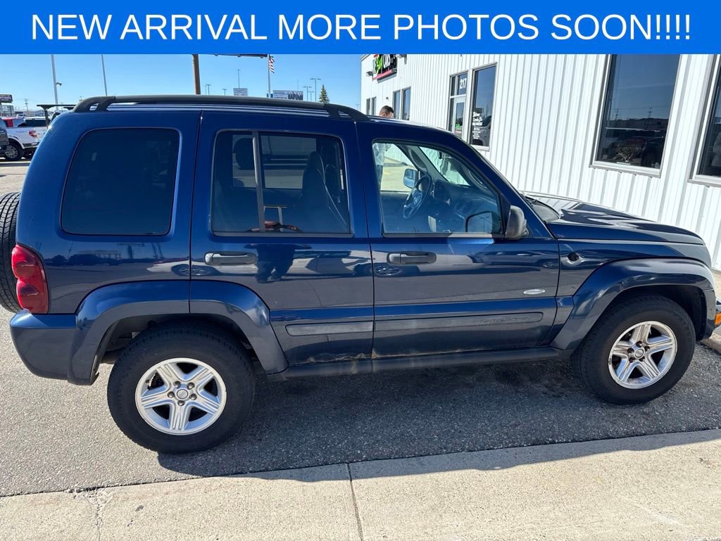 Used 2007 Jeep Liberty Sport AWD/4WD image 9