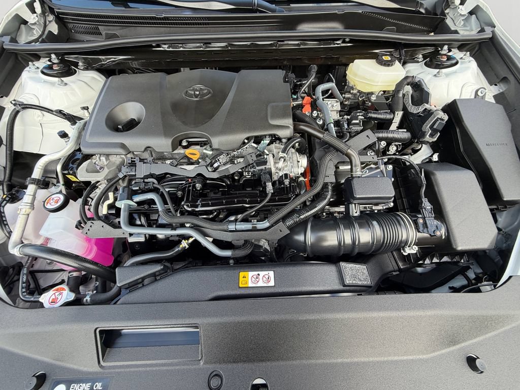 Used 2026 Toyota Camry SE w/ Convenience Package FWD image 9