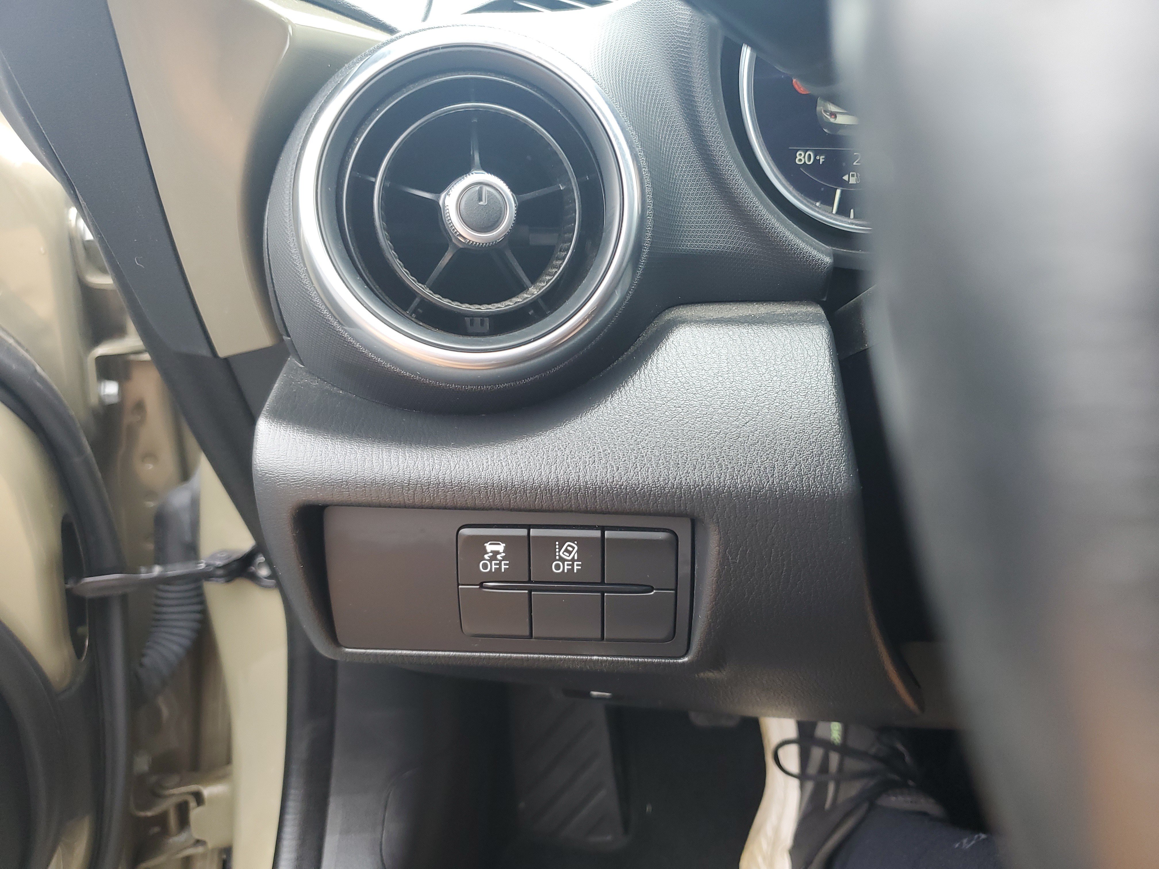 Used 2023 MAZDA MX-5 Miata Grand Touring RWD image 16