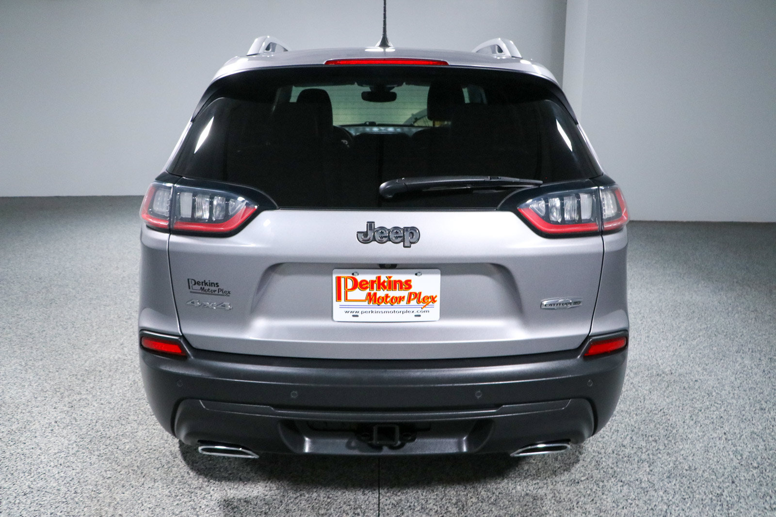 Used 2021 Jeep Cherokee Latitude Lux w/ Comfort/Convenience Group AWD/4WD image 8