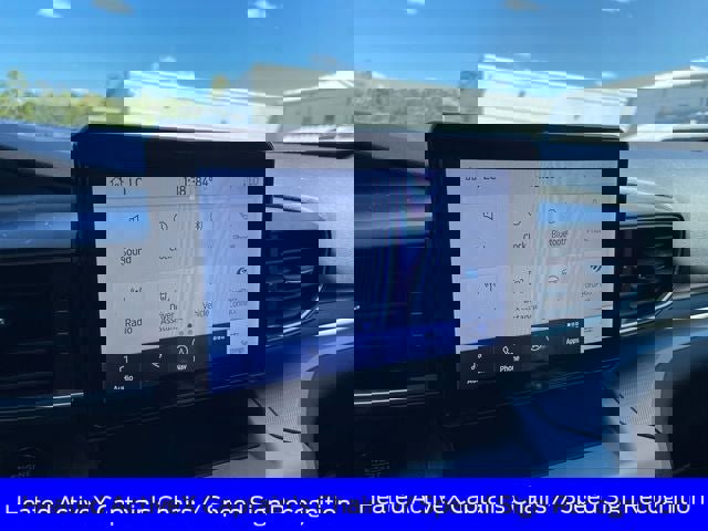 Used 2023 Ford Explorer XLT w/ Equipment Group 202A image 9