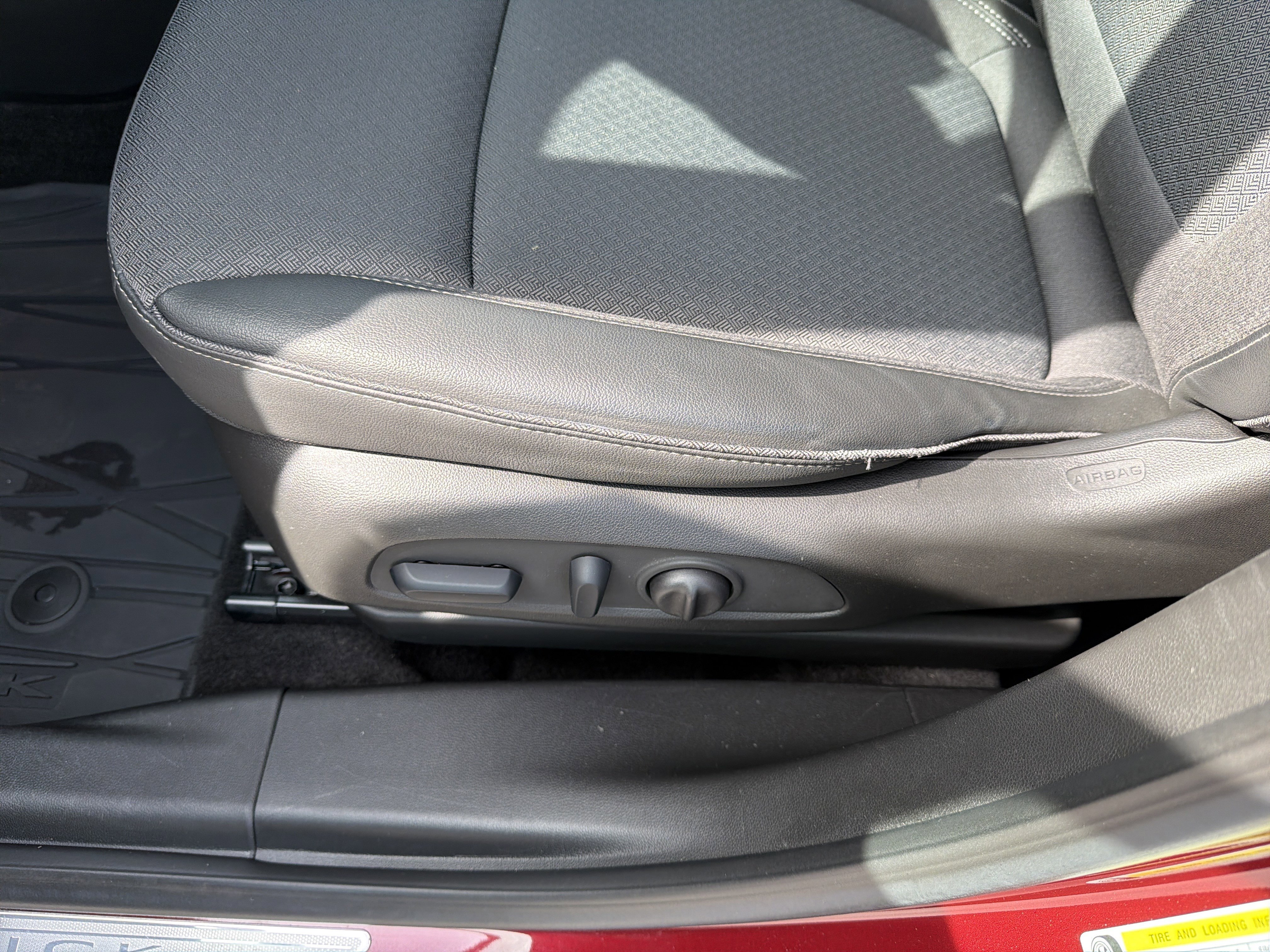 Used 2023 Buick Encore GX Select w/ Safety Package II AWD/4WD image 16