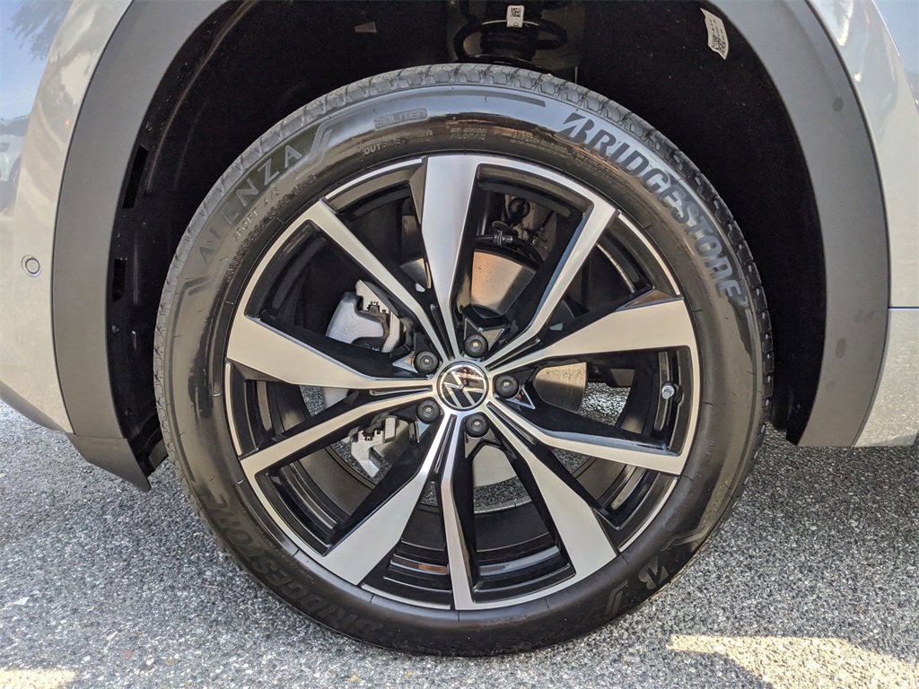 New 2025 Volkswagen Atlas Cross Sport SEL Premium R-Line image 44