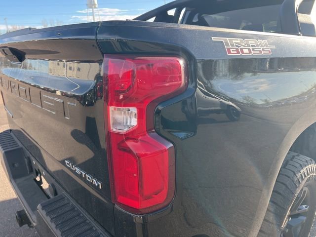Used 2019 Chevrolet Silverado 1500 Custom Trail Boss image 11