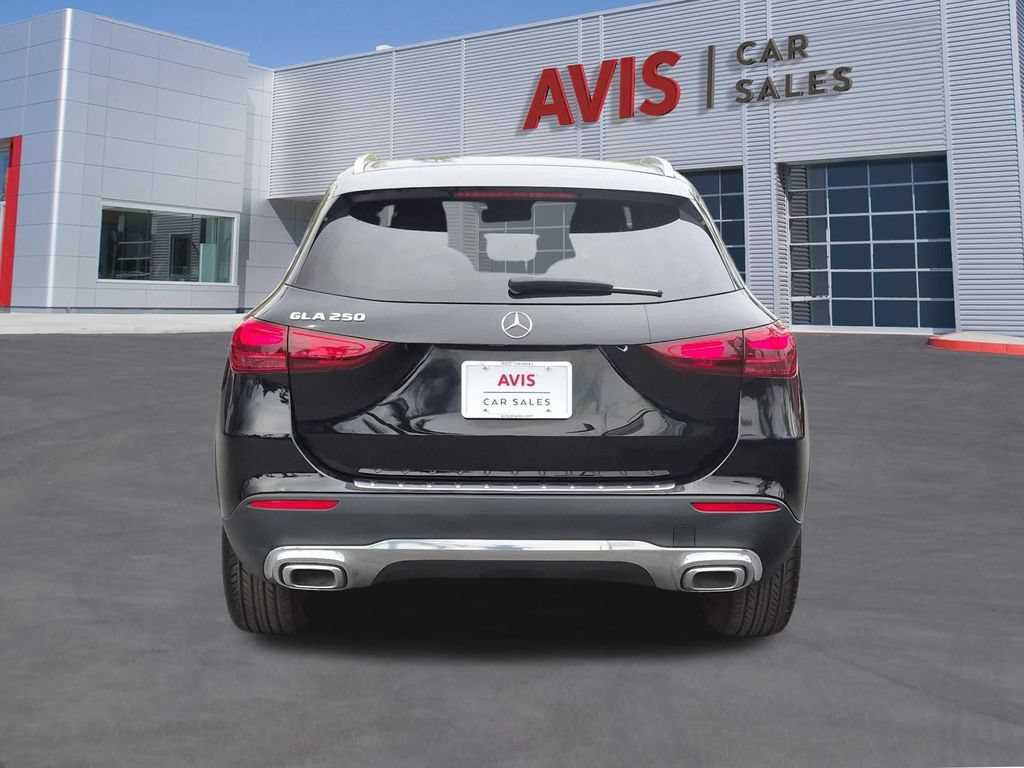 Used 2025 Mercedes-Benz GLA 250 image 7