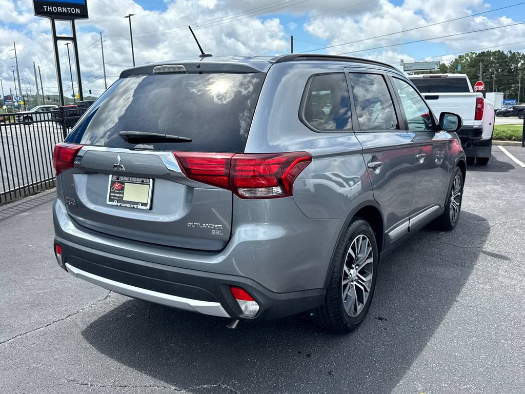 Used 2016 Mitsubishi Outlander SEL FWD image 6