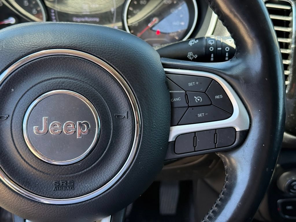 Used 2019 Jeep Compass Latitude AWD/4WD image 16