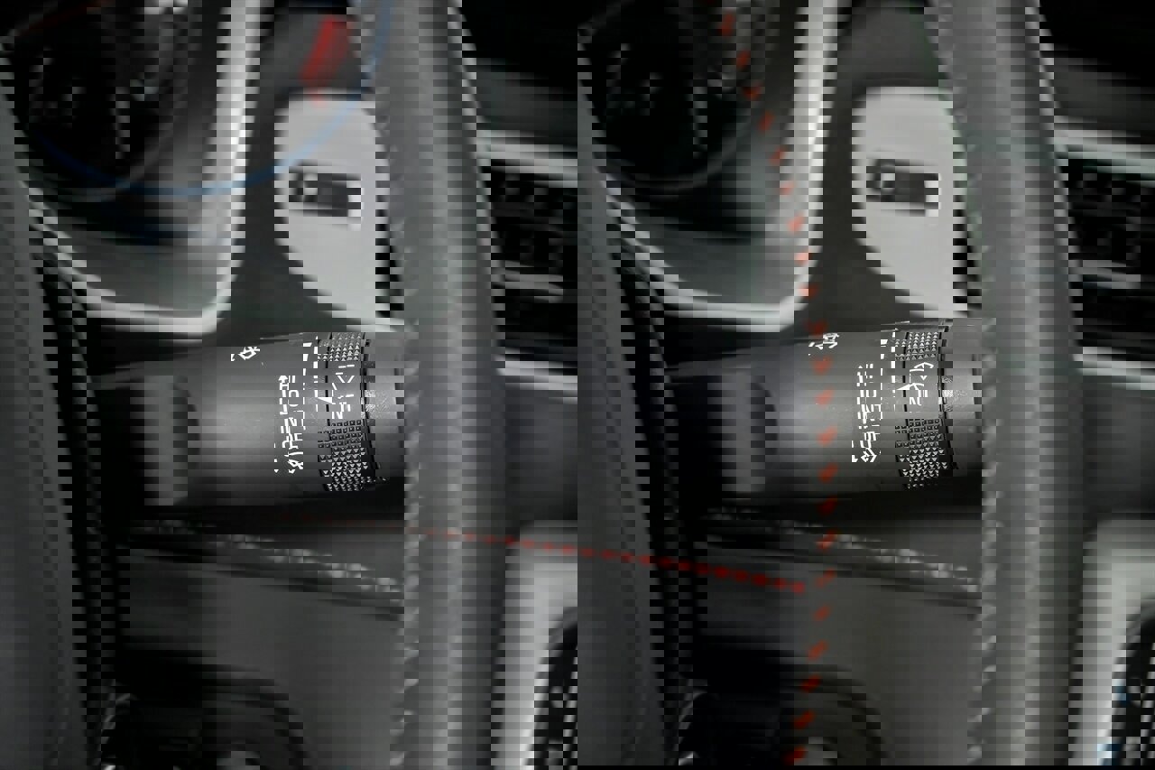 Used 2013 Chevrolet Camaro ZL1 image 28