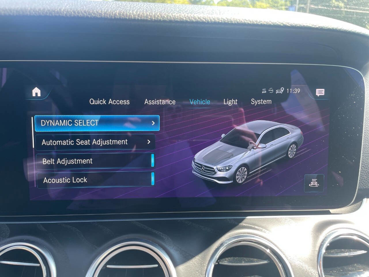 Used 2023 Mercedes-Benz E 350 4MATIC Sedan image 40