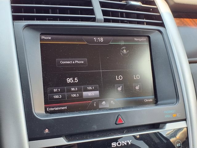 Used 2013 Ford Edge Limited w/ Driver Entry Pkg FWD image 12