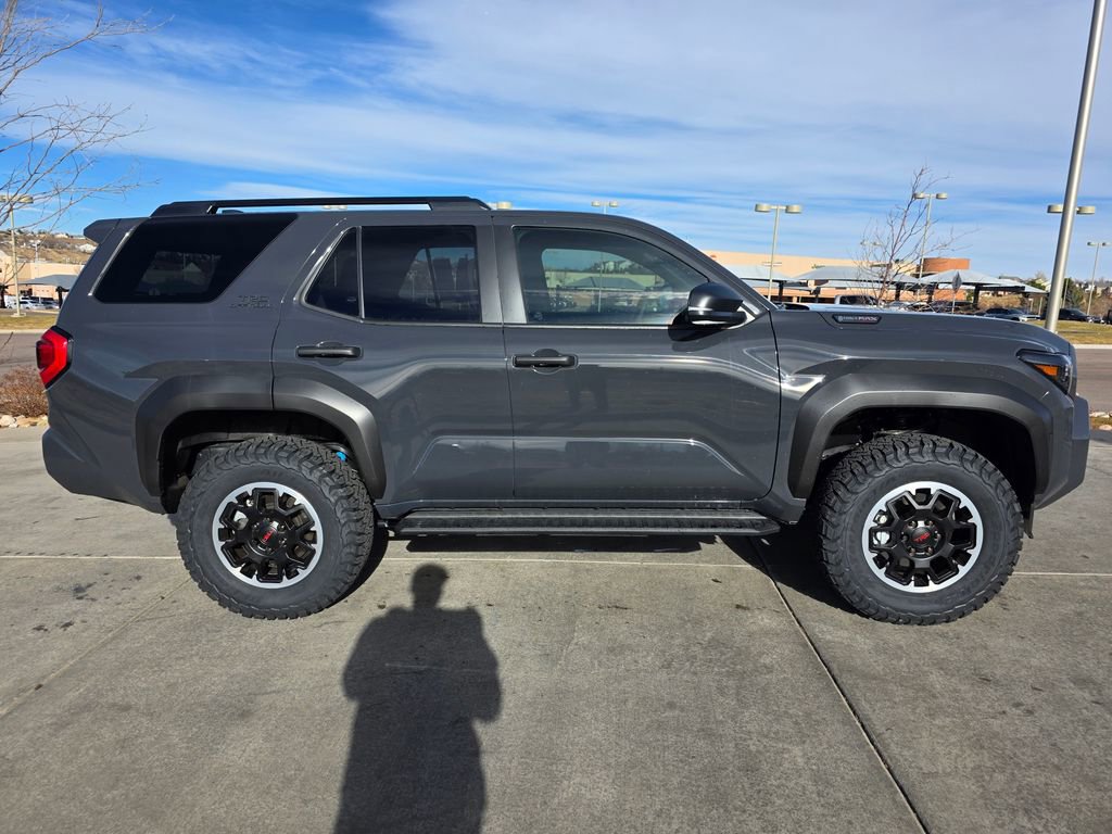 Used 2025 Toyota 4Runner TRD Off-Road image 11