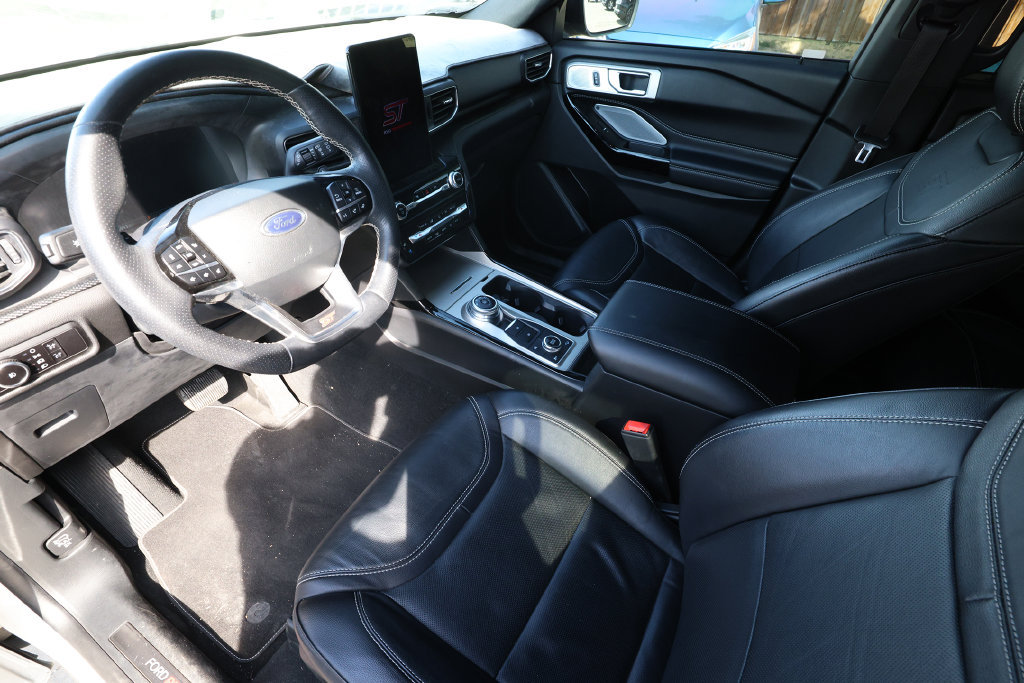 Used 2023 Ford Explorer ST w/ Equipment Group 401A AWD/4WD image 9