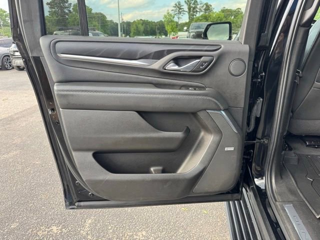 Used 2022 GMC Yukon XL Denali AWD/4WD image 15