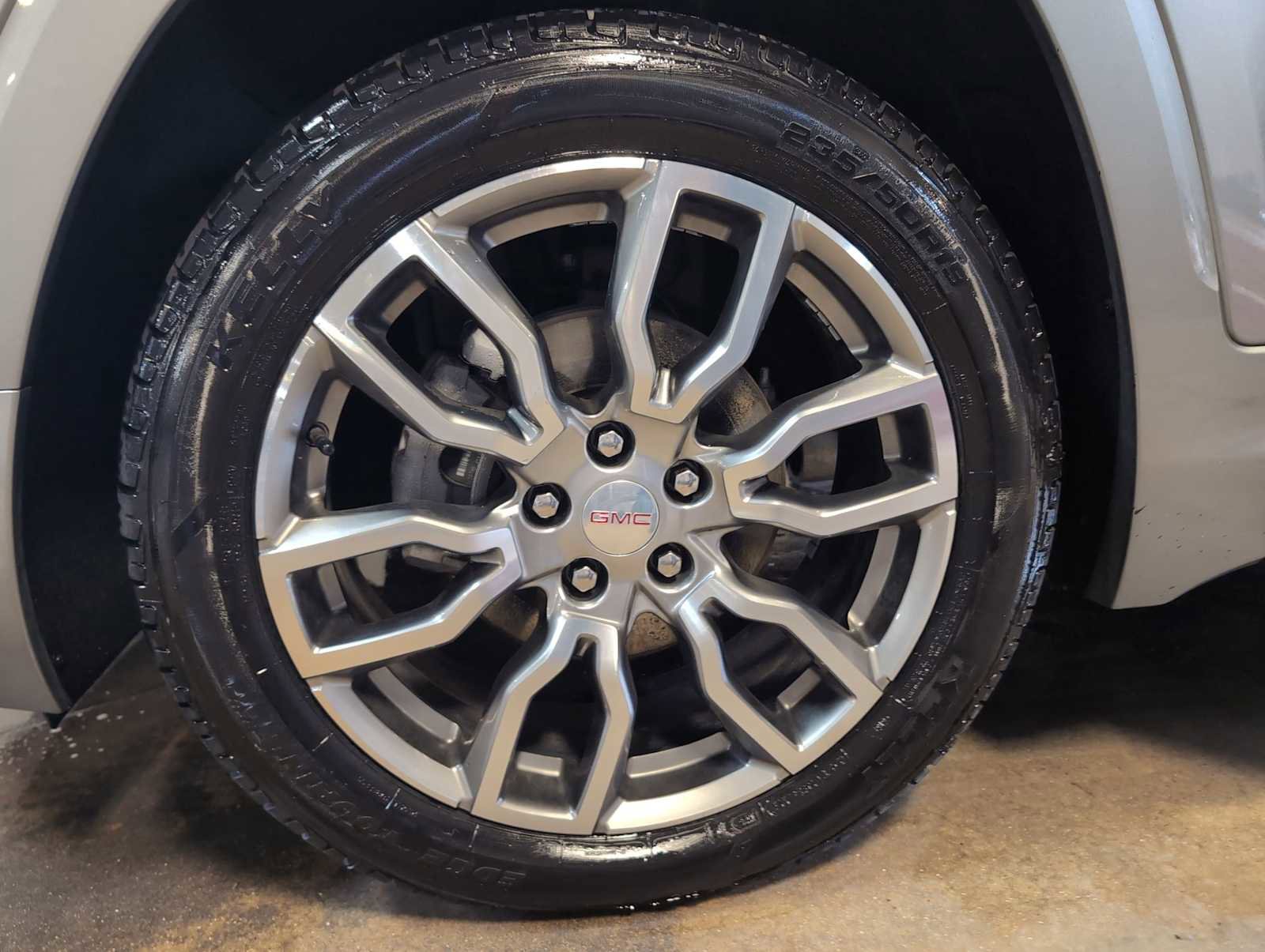 Used 2023 GMC Terrain Denali w/ Denali Premium Package image 34