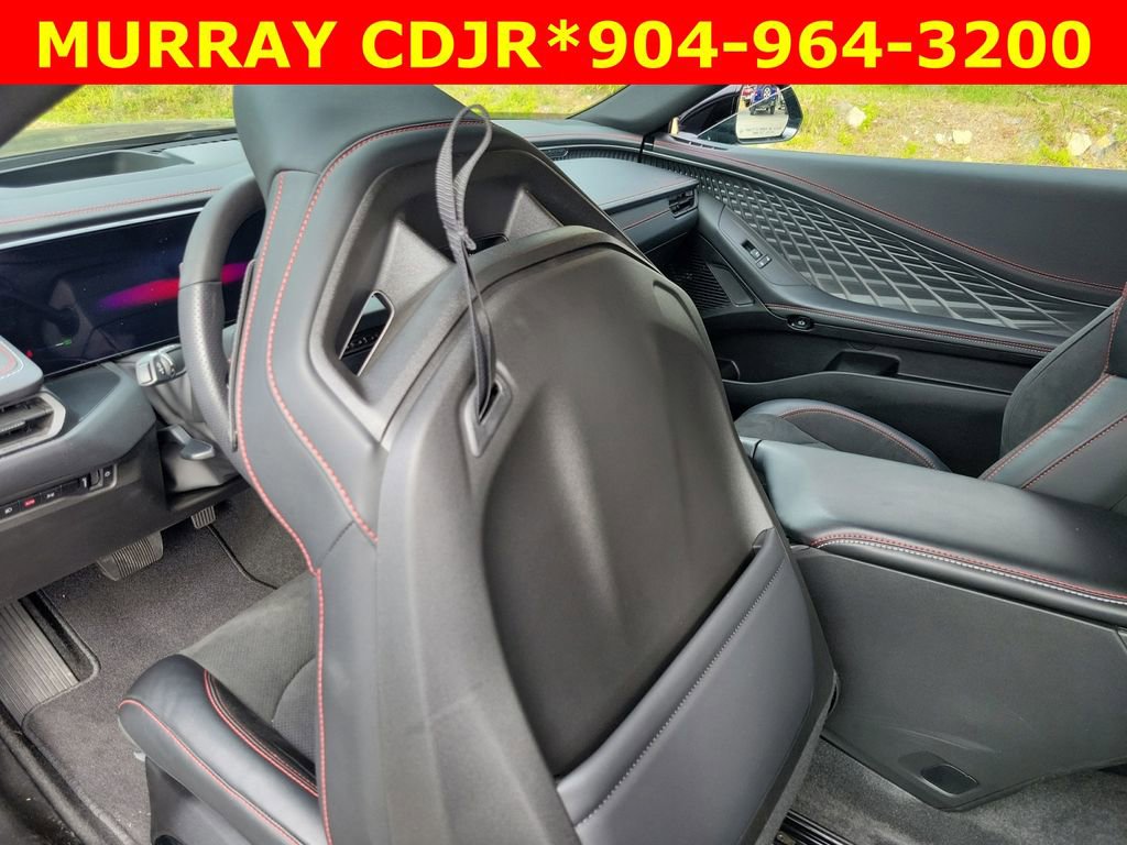 Used 2025 Dodge Charger R/T Scat Pack w/ Track Pack image 20