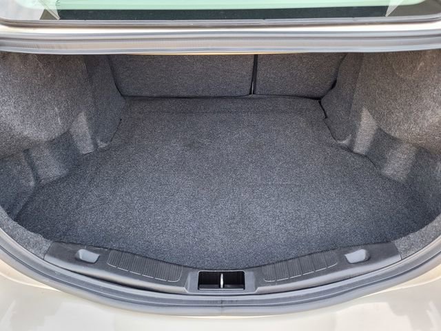 Used 2017 Ford Fusion SE image 26