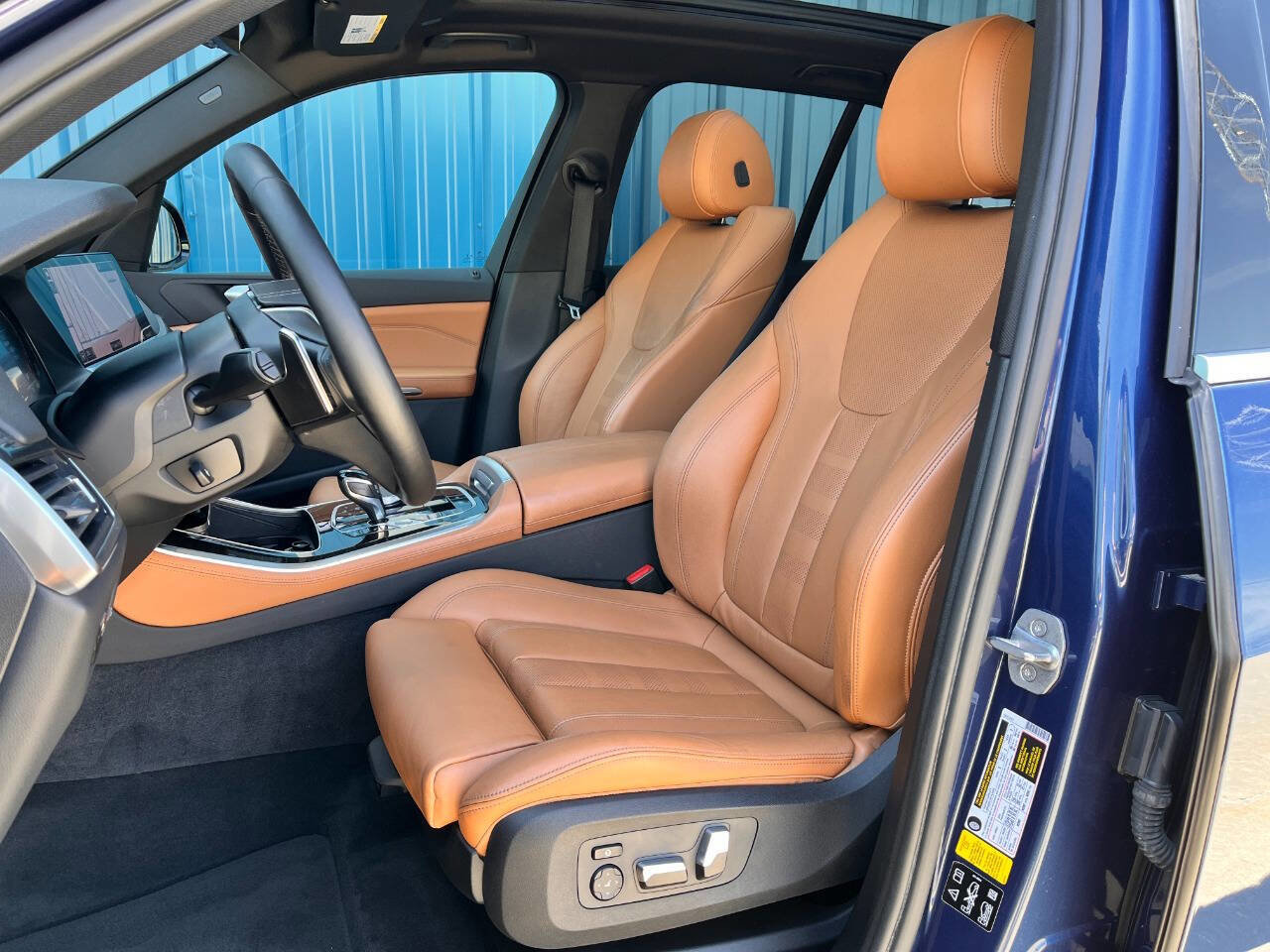 Used 2019 BMW X5 xDrive40i w/ Premium Package AWD/4WD image 9
