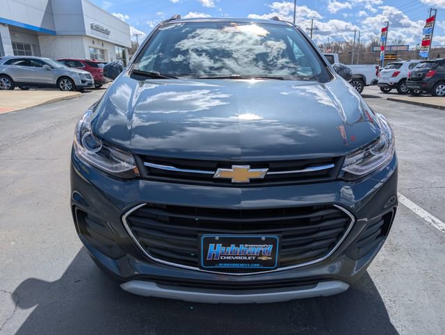 Used 2022 Chevrolet Trax LT w/ LT Convenience Package image 8