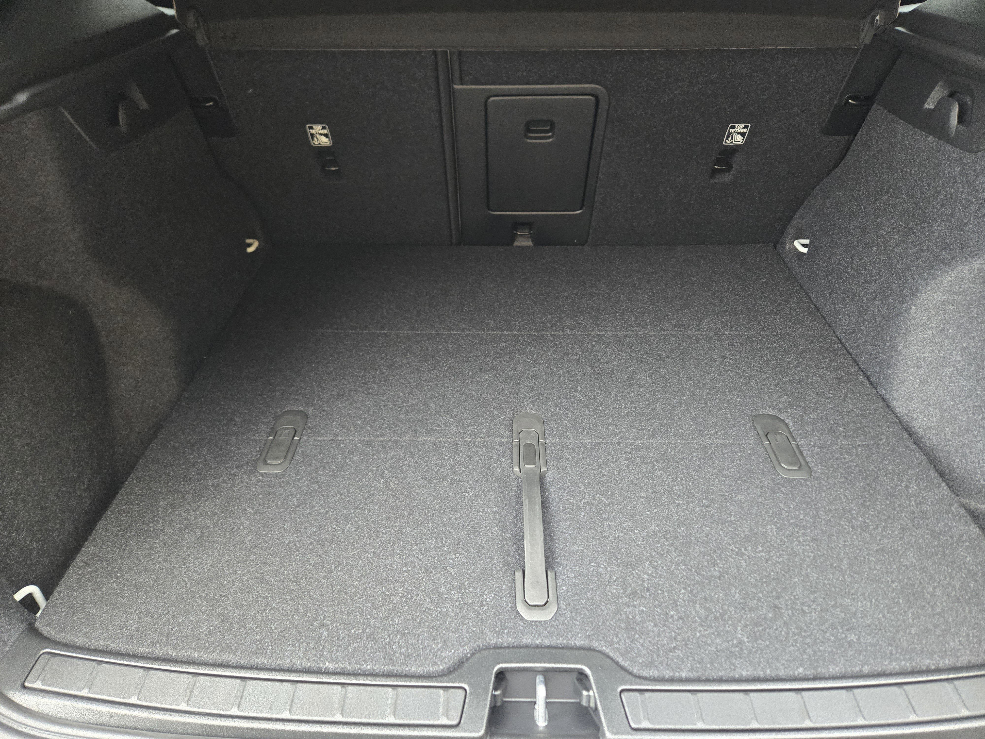 New 2026 Volvo XC40 B5 Plus w/ Protection Package Premier image 34