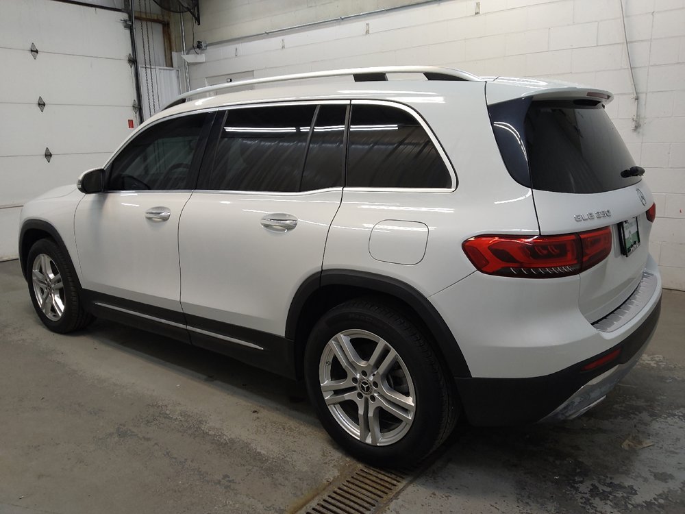 Used 2020 Mercedes-Benz GLB 250 w/ Premium Package image 3