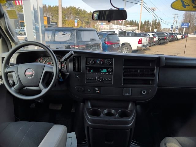 Used 2024 GMC Savana 2500 w/ Driver Convenience Package image 15
