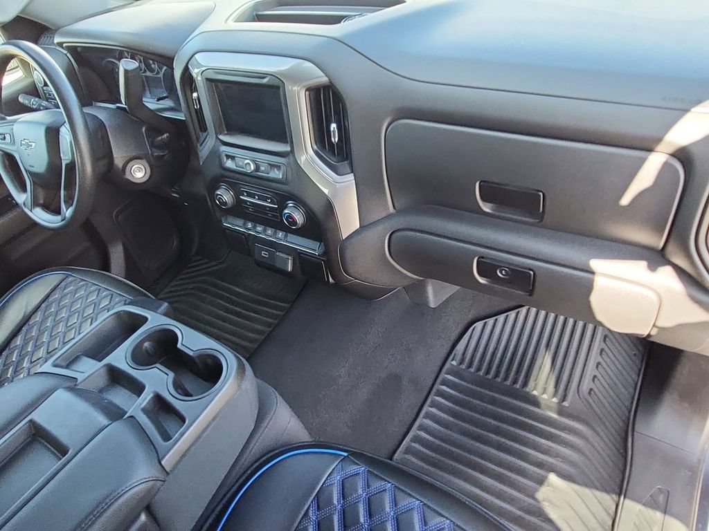 Used 2019 Chevrolet Silverado 1500 Custom Trail Boss w/ Custom Convenience Package AWD/4WD image 33
