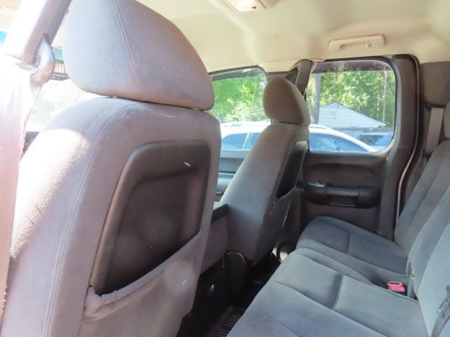 Used 2007 Chevrolet Silverado 2500 LT w/ 1LT Convenience Package AWD/4WD image 16