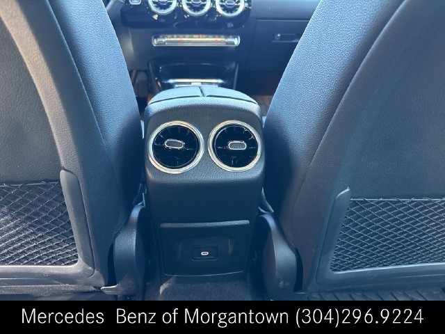 Used 2025 Mercedes-Benz CLA 250 4MATIC image 18