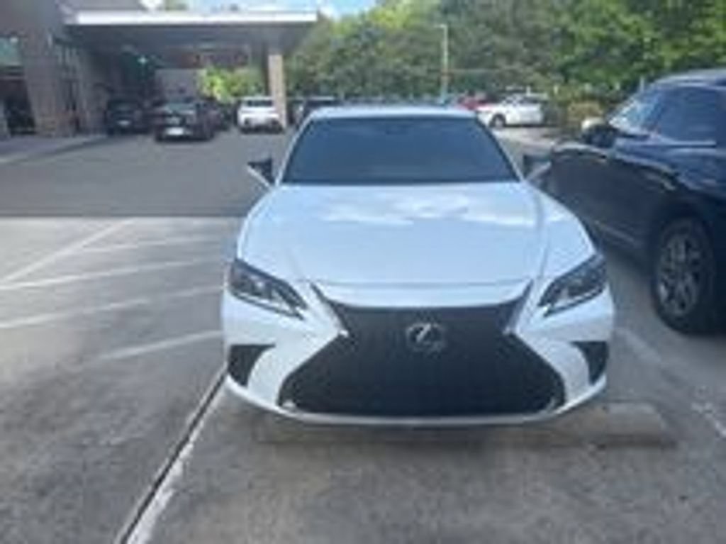 Used 2022 Lexus ES 350 F Sport w/ Accessory Package 2 FWD image 2