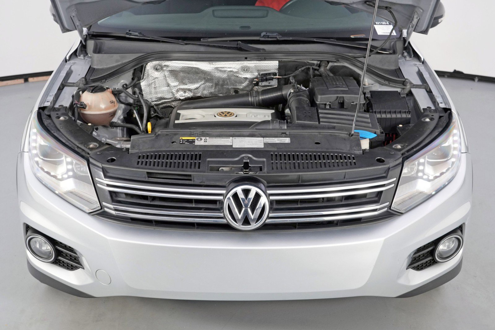 Used 2017 Volkswagen Tiguan Sport image 7