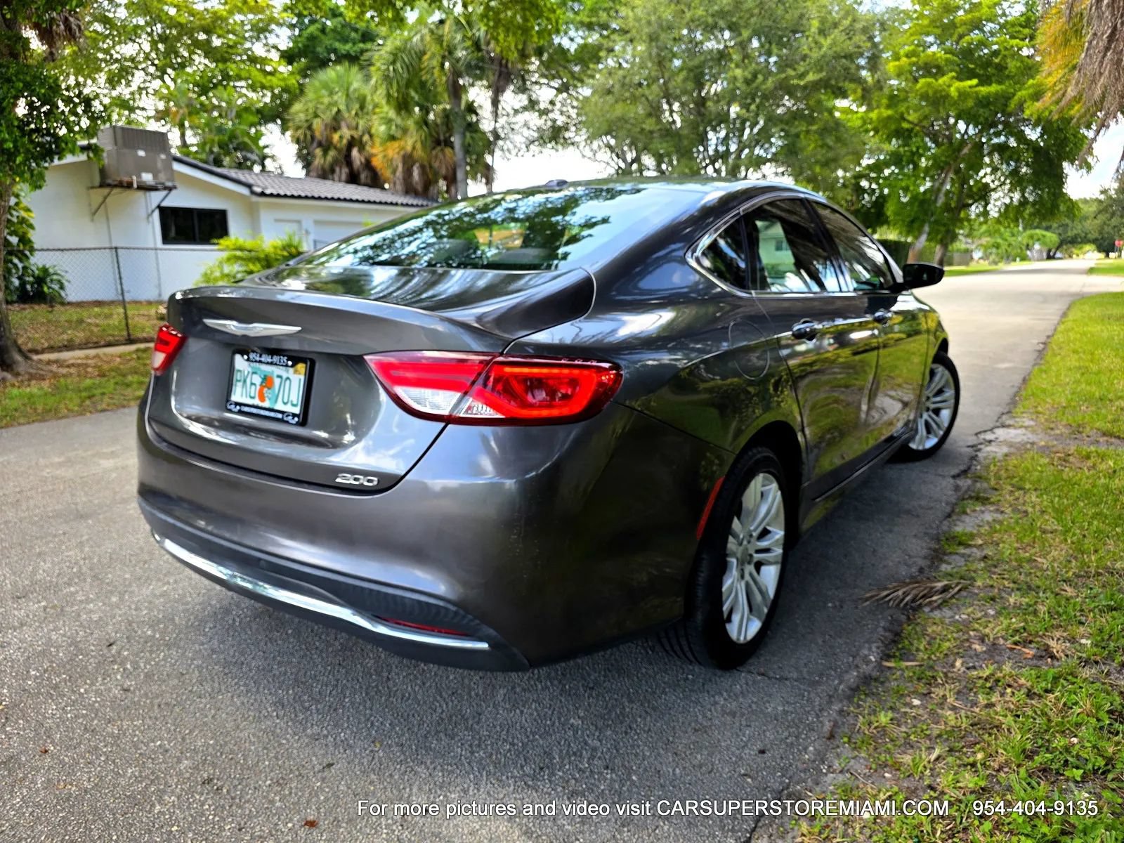Used 2015 Chrysler 200 Limited w/ Convenience Group FWD image 12