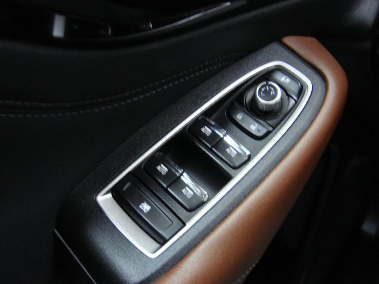 Used 2023 Subaru Outback Touring XT AWD/4WD image 14