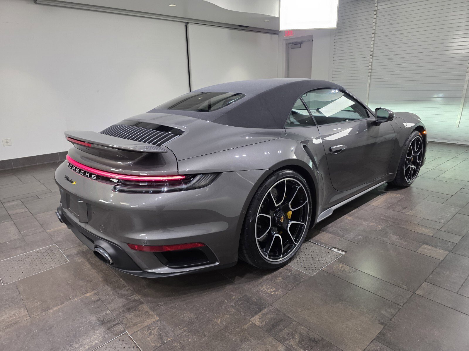Used 2023 Porsche 911 Turbo S image 28