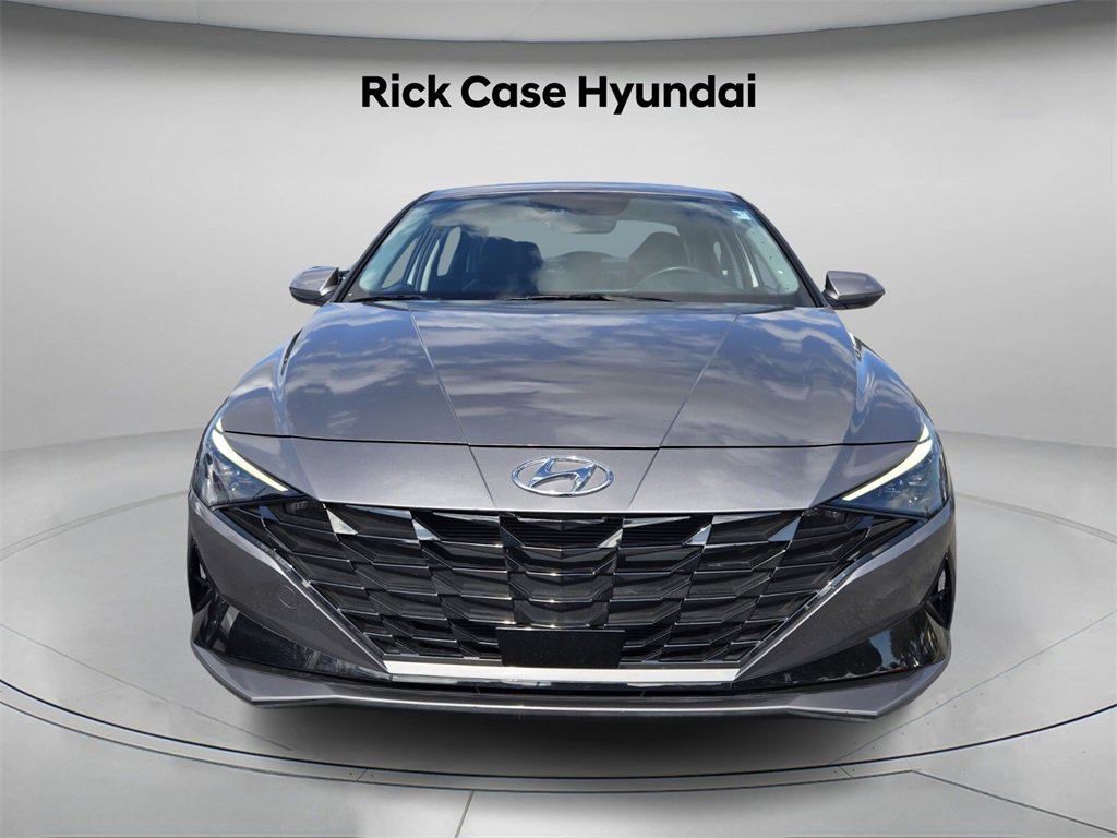 Certified 2023 Hyundai Elantra Limited image 5