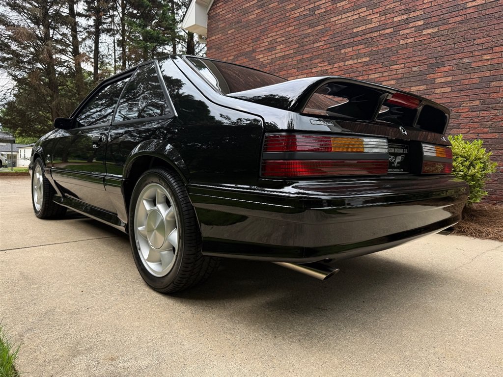 Used 1993 Ford Mustang Cobra RWD image 21