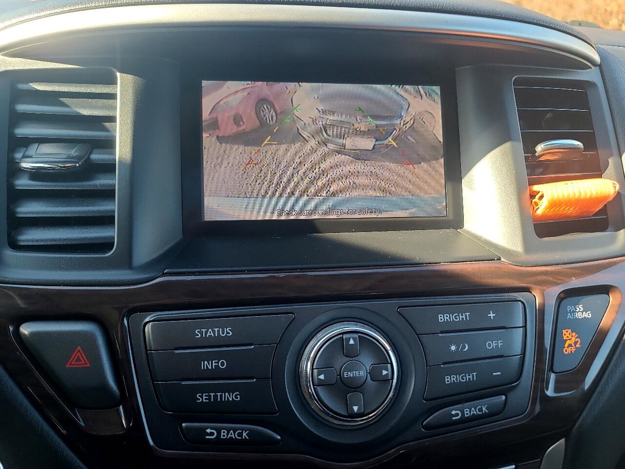 Used 2013 Nissan Pathfinder SL w/ SL Premium Pkg image 24